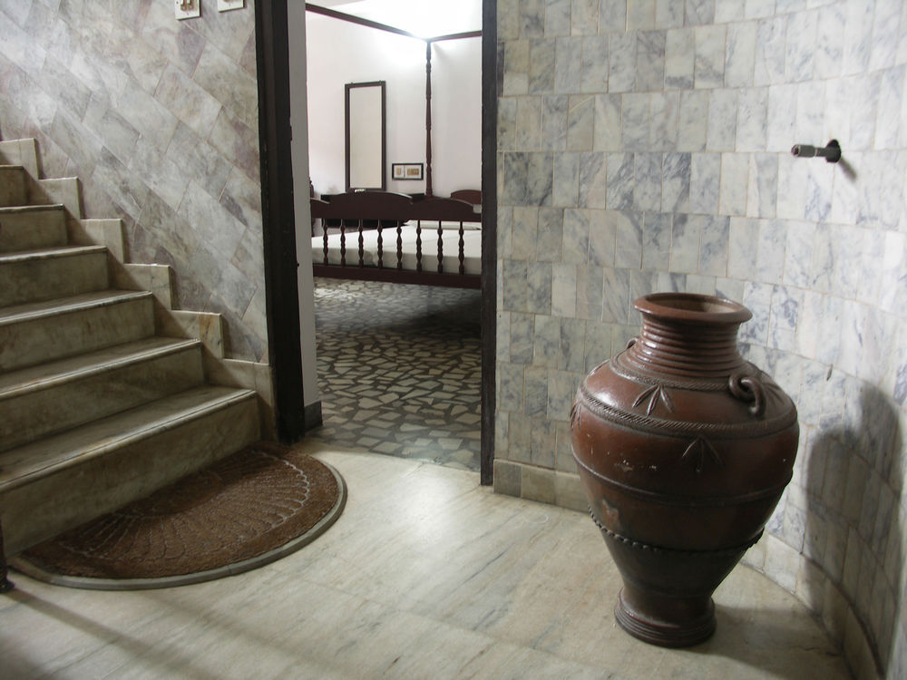 Hotel Park Avenue Kochi Интериор снимка